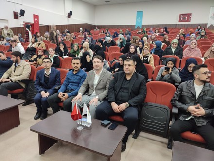 "Mana Medeniyeti" başlıklı konferans gerçekleştirildi.